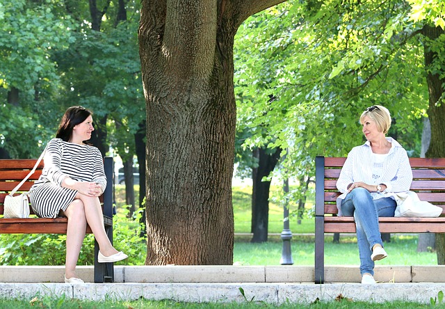 konverzace v parku